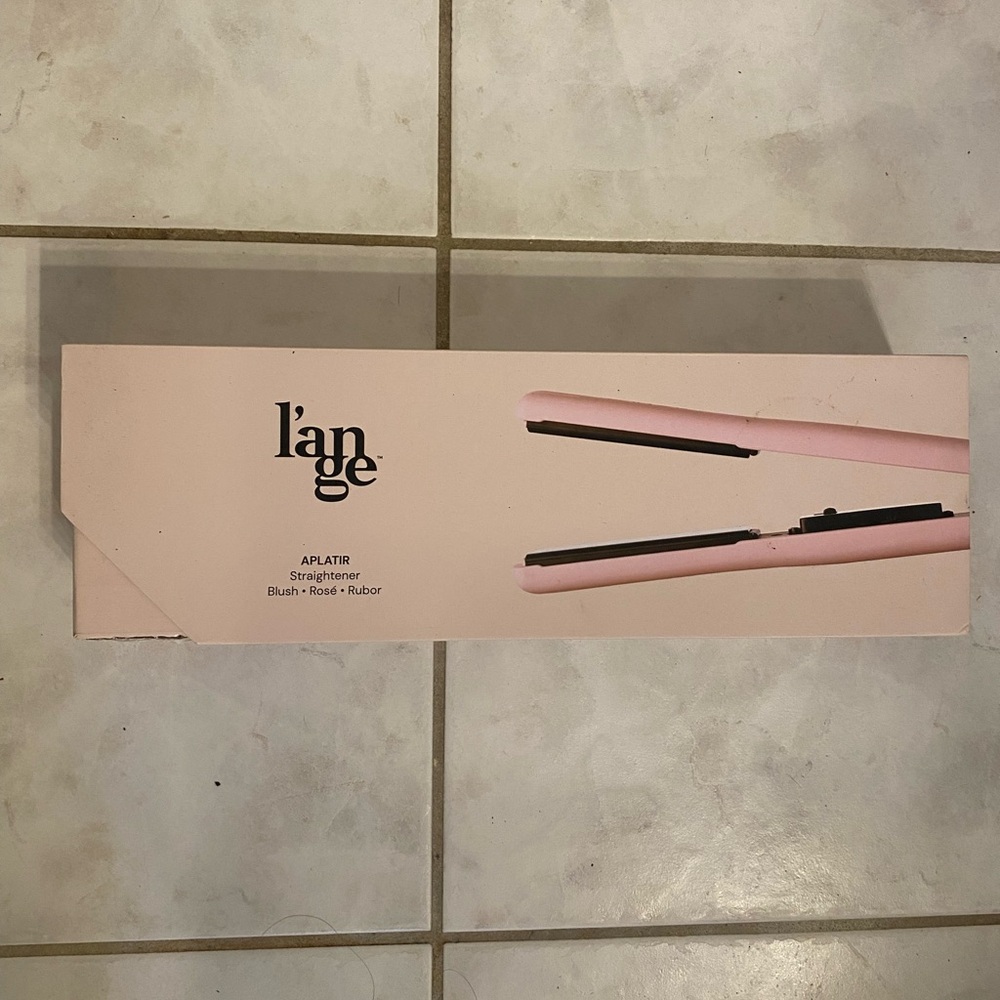 L’ange hair straightener in pink